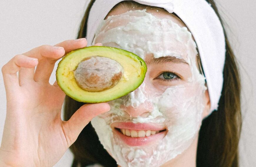 mastering the art of minimal makeup for a fresh, natural look!
